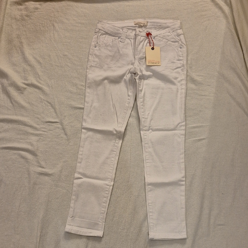 2.1 Denim White Skinny Jeans Sleek Style